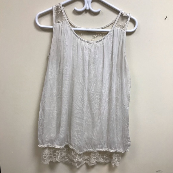 Gusy Silk tank